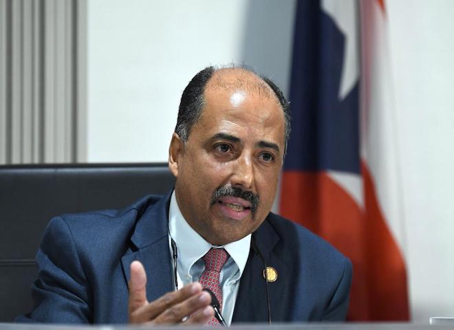 Comisión senatorial indaga est..